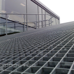 Flooring of metal structures from pressed grating