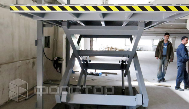 Platform loading capacity — 1000 kg