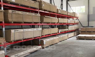 Warehouse racks for chipboard sheets