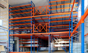 Complex warehouse equipment: mezzanine, dock leveller and pallet racks